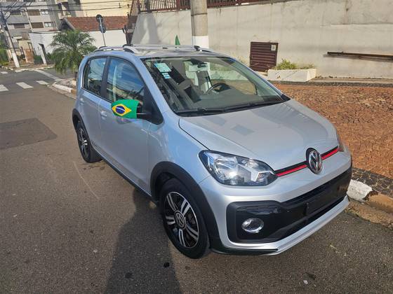 VOLKSWAGEN UP 1.0 170 TSI TOTAL FLEX XTREME 4P MANUAL VOLKSWAGEN UP 1.0 170 TSI TOTAL FLEX XTREME 4P MANUAL